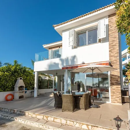 Laguna Sunrise By Ezoria *