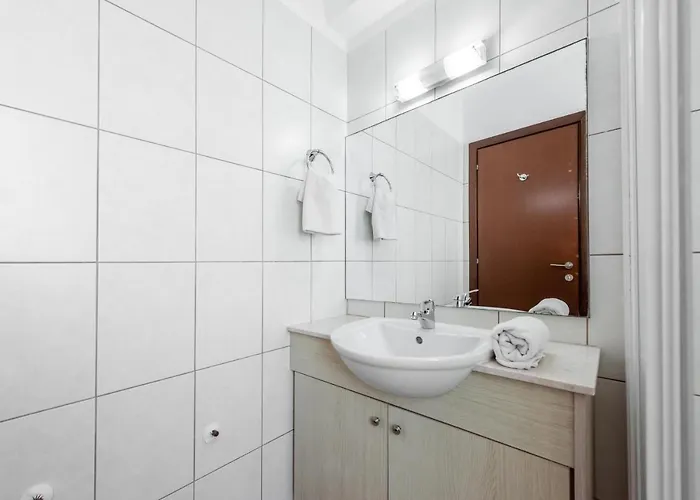 Laguna Sunrise By Ezoria Vila Coral Bay