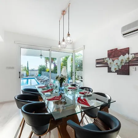 Laguna Sunrise By Ezoria Villa Coral Bay