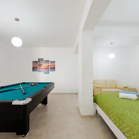 Laguna Sunrise By Ezoria Villa Coral Bay