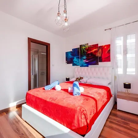 Laguna Sunrise By Ezoria Coral Bay