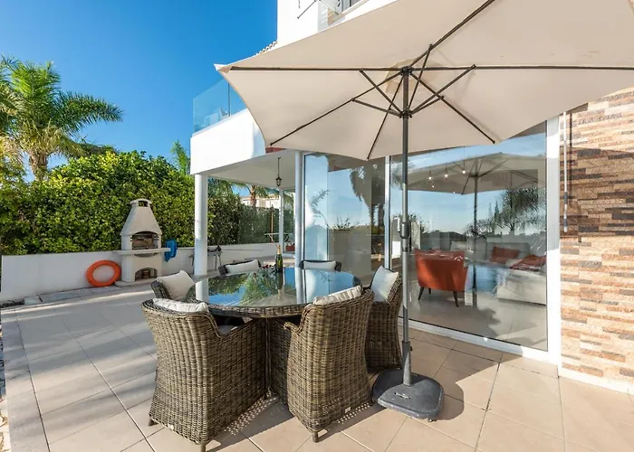 ヴィラ Laguna Sunrise By Ezoria