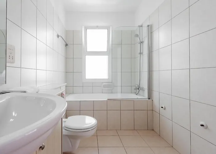 Laguna Sunrise By Ezoria