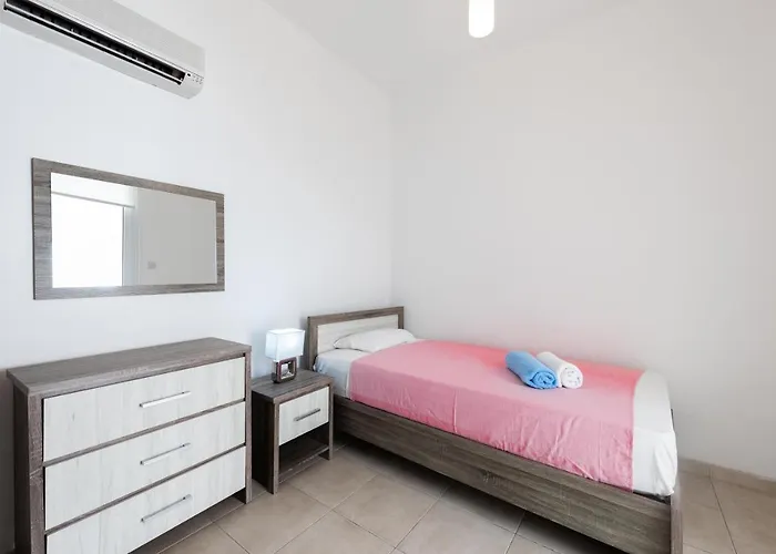 Laguna Sunrise By Ezoria *