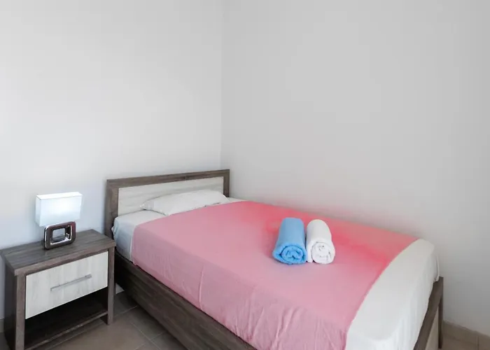 Villa Laguna Sunrise By Ezoria Coral Bay